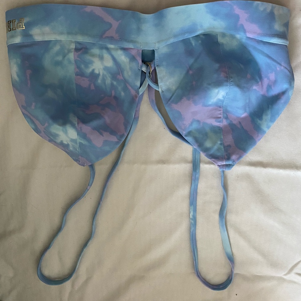 Bikini top
